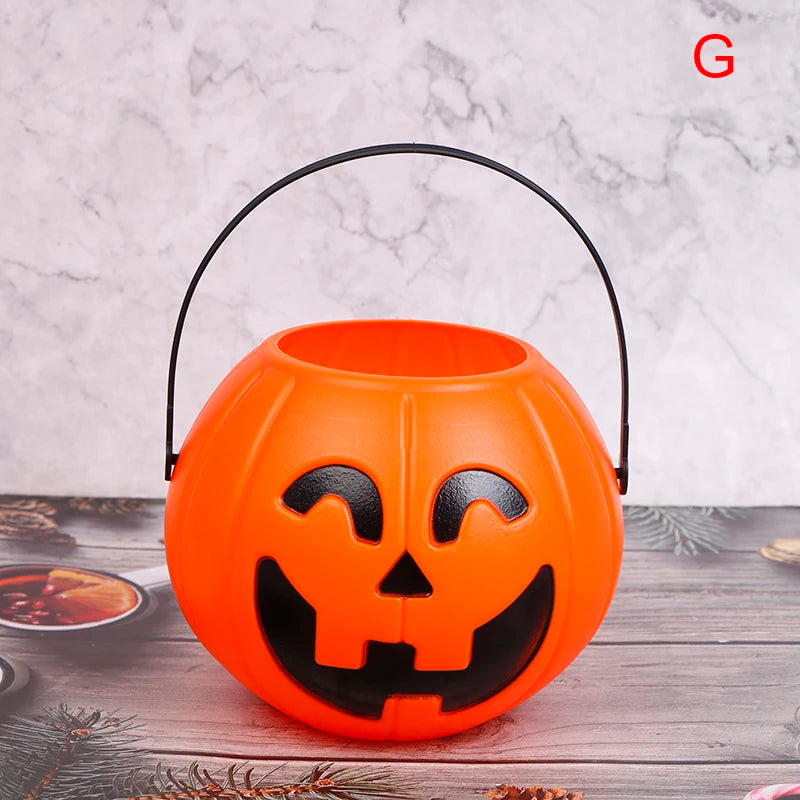 Jack-O'-Lantern Pumpkin Candy Bucket – large open-top bucket with handle, smiling face