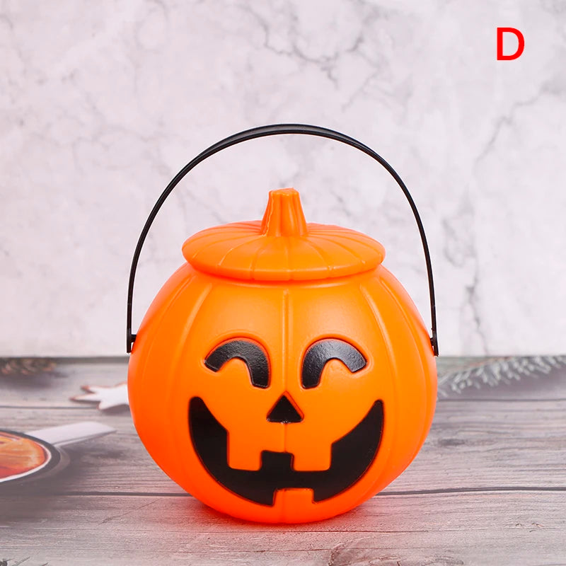 Jack-O'-Lantern Pumpkin Candy Bucket – small bucket with lid and handle, smiling face